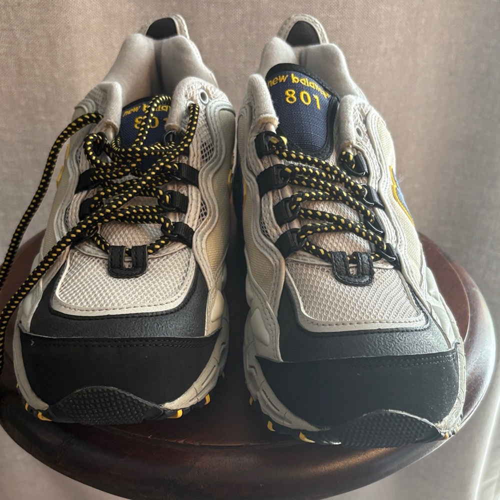 Brand new with damaged box New Balance 801 all terain